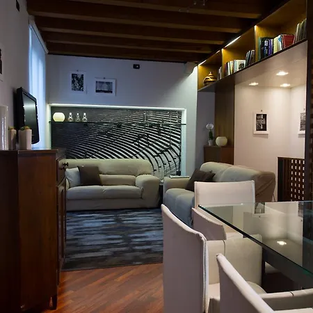 Arena View Apartment *